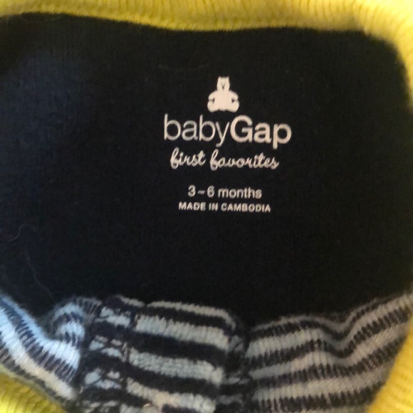 Two Gap Onesies - Picture 2 of 3